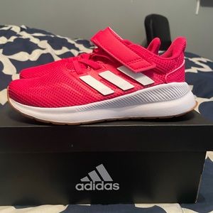 Children’s pink adidas running shoes BRAND NEW no tags